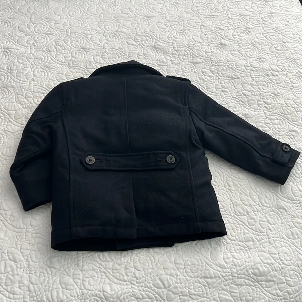 Baby Gap navy peacoat size 2T / winter coat - Picture 2 of 6